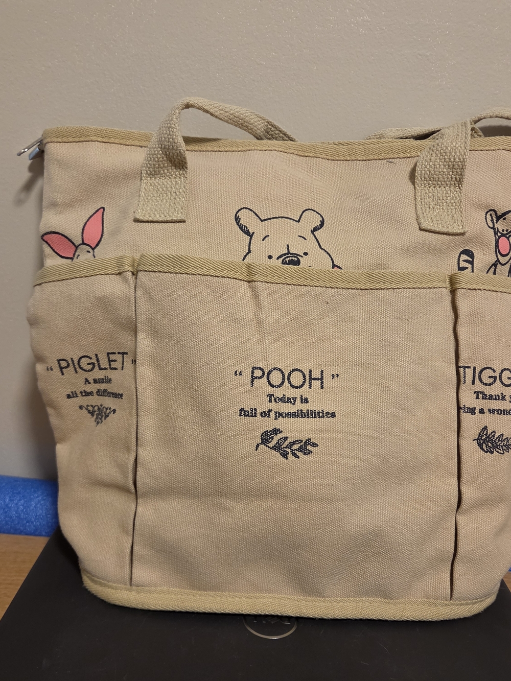 WINNIE THE POOH TOTE